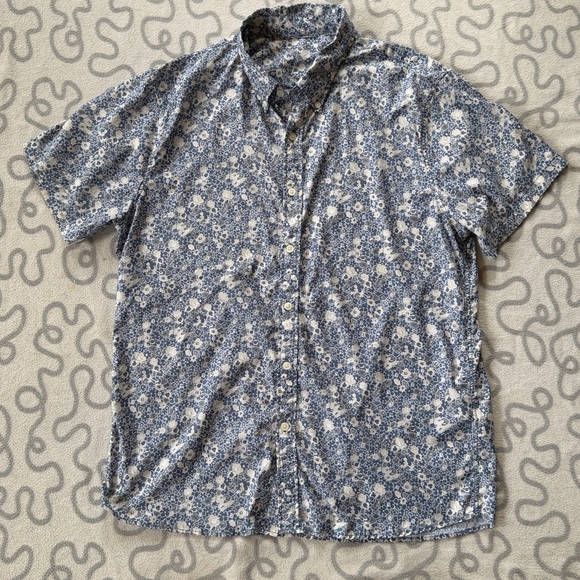 Abercrombie & Fitch Other - Abercrombie & Fitch Short Sleeve Button Down Floral
